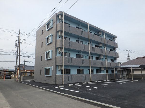 ディアコート川辺
