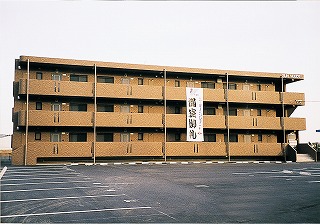 サンシーズ